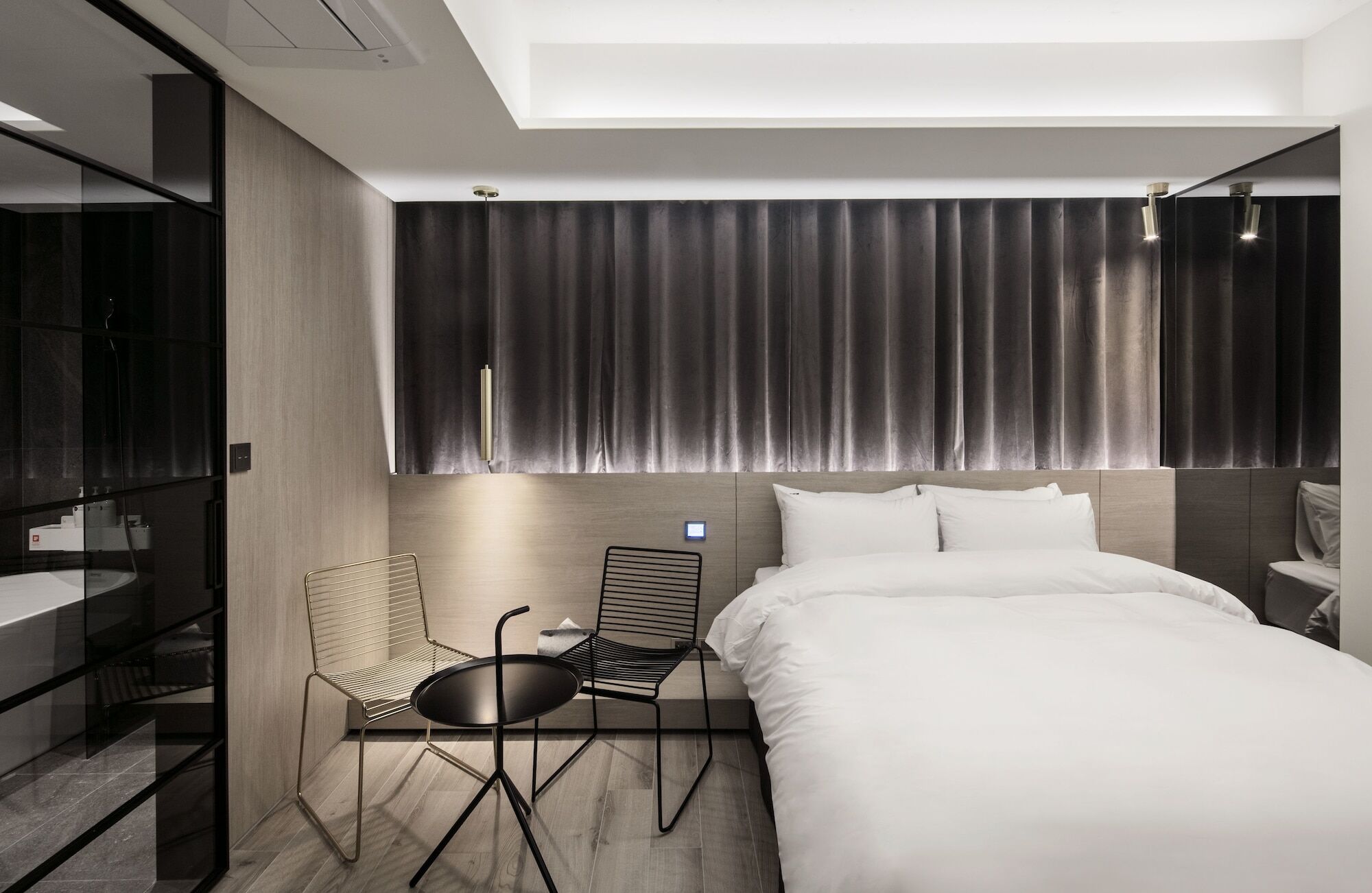 H Hotel