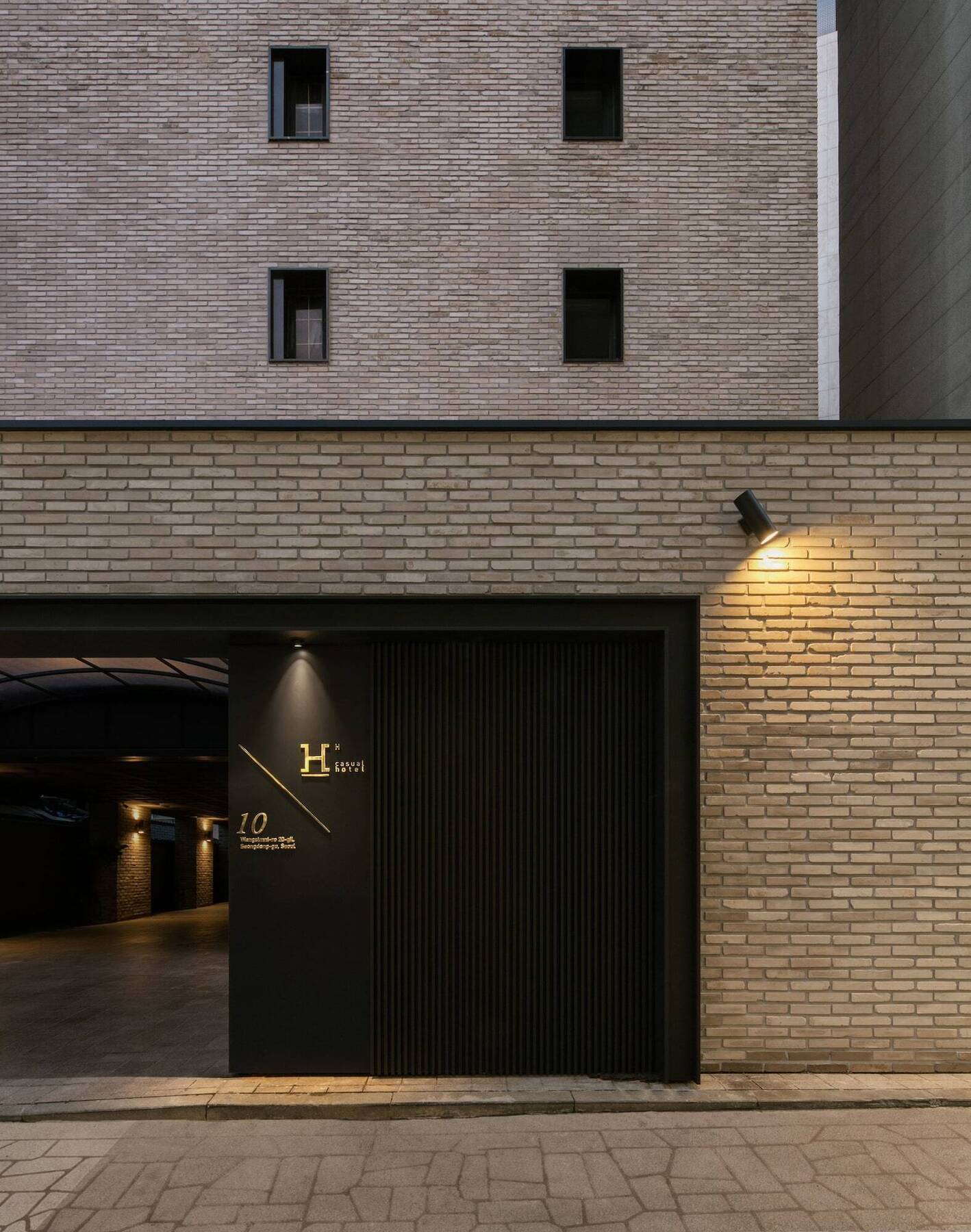 H Hotel